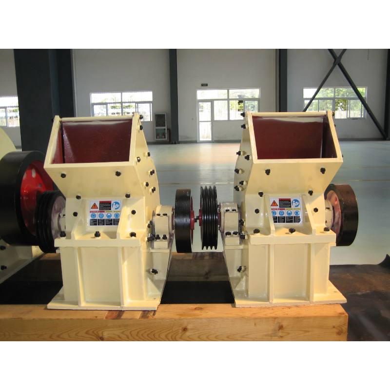 Is a small hammer crusher with a length of 60 cm and a width of 40 cm available? How much is one?